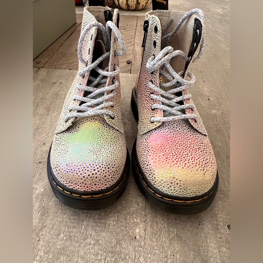 Doc Martens Toddler 1460 Leather Lace Up Boots Iridescent Rainbow Size 7